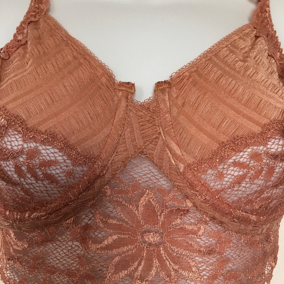 Vintage Lingerie Set by Felina (Circa 1980s) - Picture 3 of 9